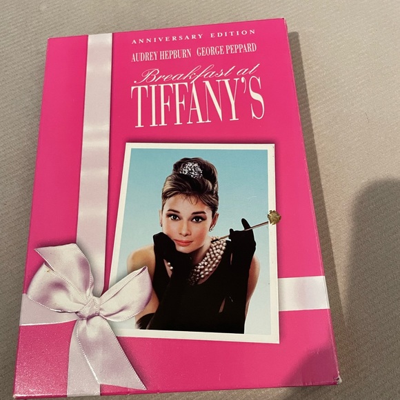 Breakfast at Tiffany’s- DVD - Picture 1 of 2